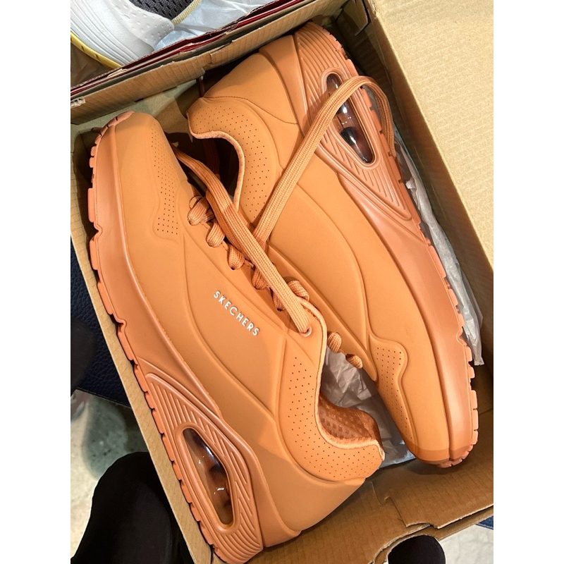 SKECHERS - Uno - Stand On Air