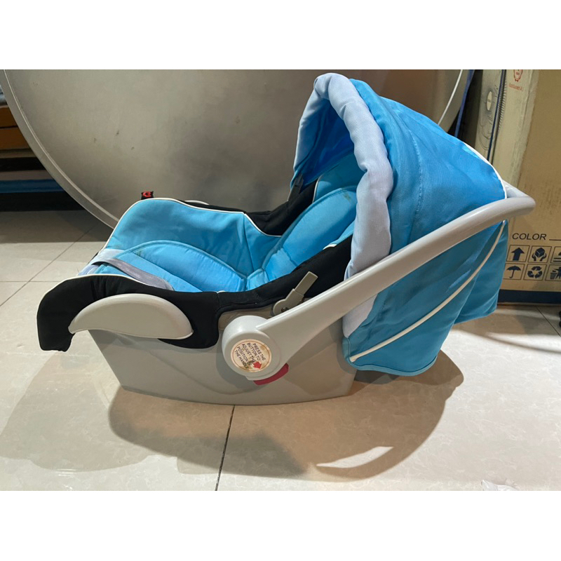 คาร์ซีทแบบกระเช้าหิ้ว สำหรับเด็กแรกเกิด คาเมร่า camera มือ2