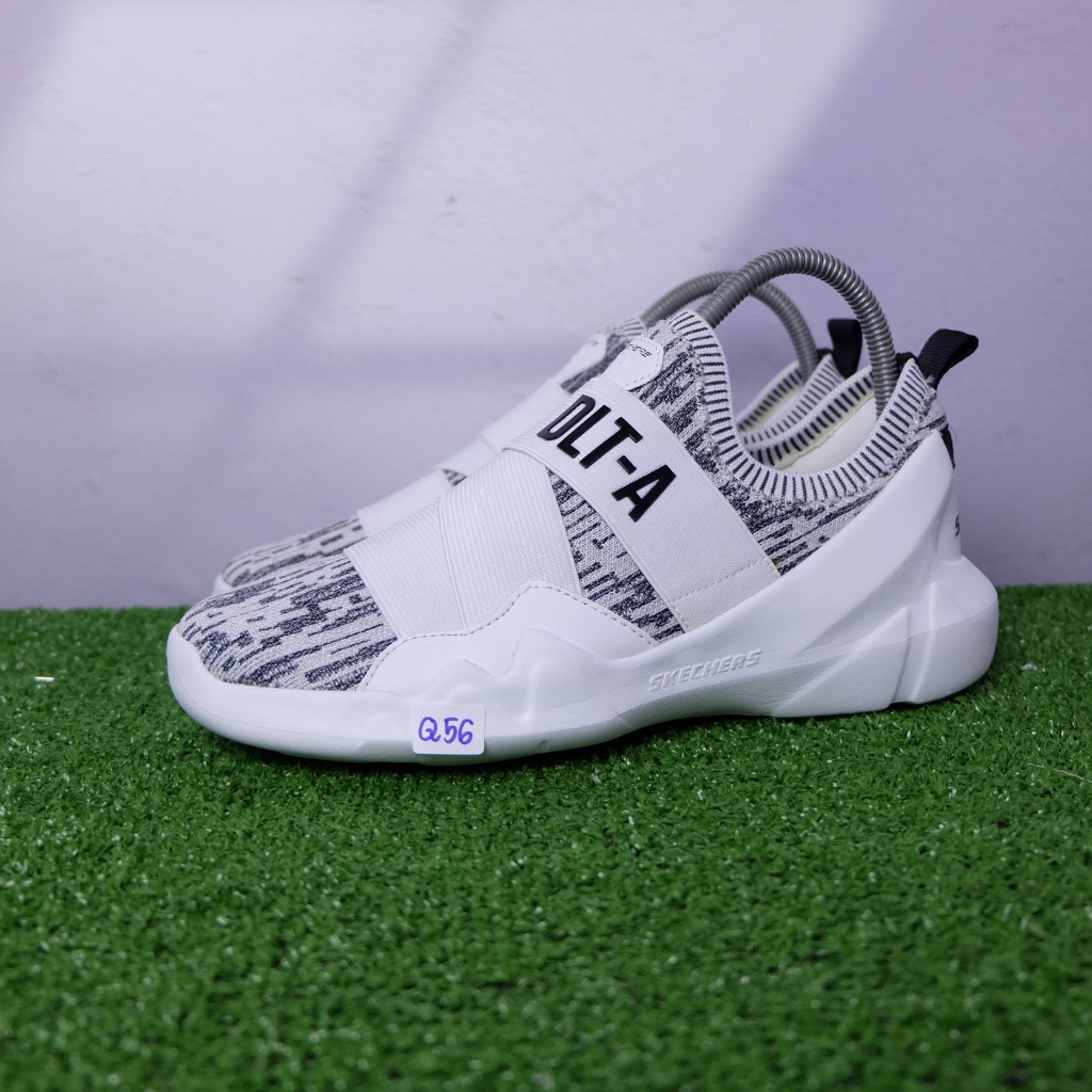 (37/24 cm) Skechers DLT-A Slip on รองเท้าเพื่อสุขภาพ สเก็ตเชอร์ส มือ2ของแท้💯 รองเท้าผ้าใบผู้หญิง