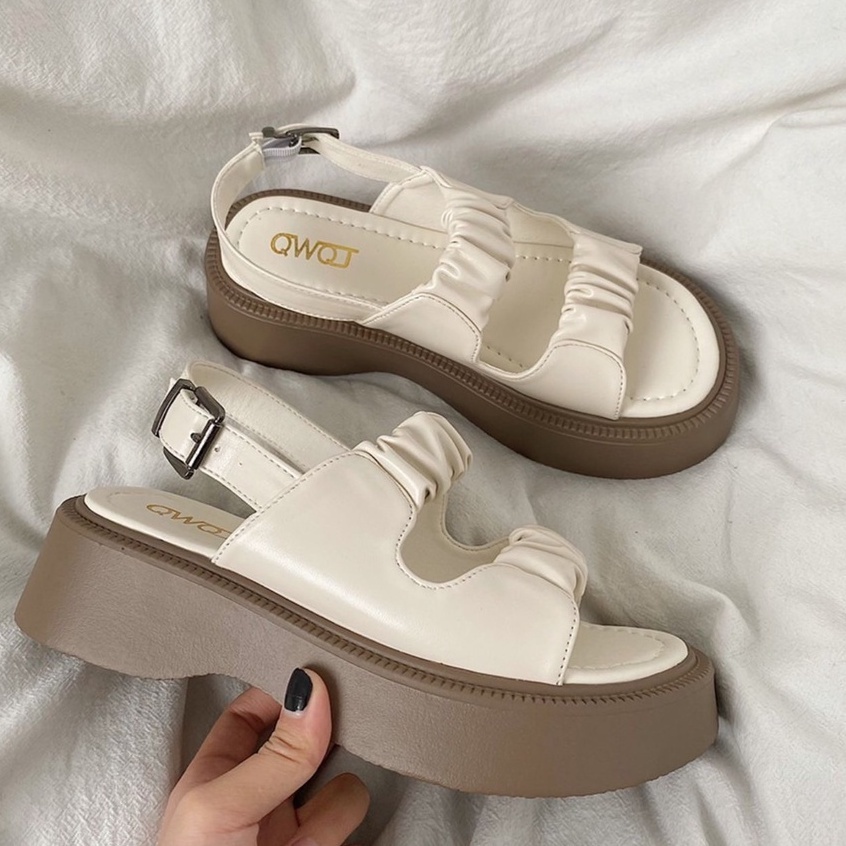 ⚡พร้อมส่งในไทย⚡รองเท้ารัดส้น แฟชั่นน่ารัก สไตล์เกาหลี สายรัดปรับระดับได้ กันลื่น สวมใส่สบาย