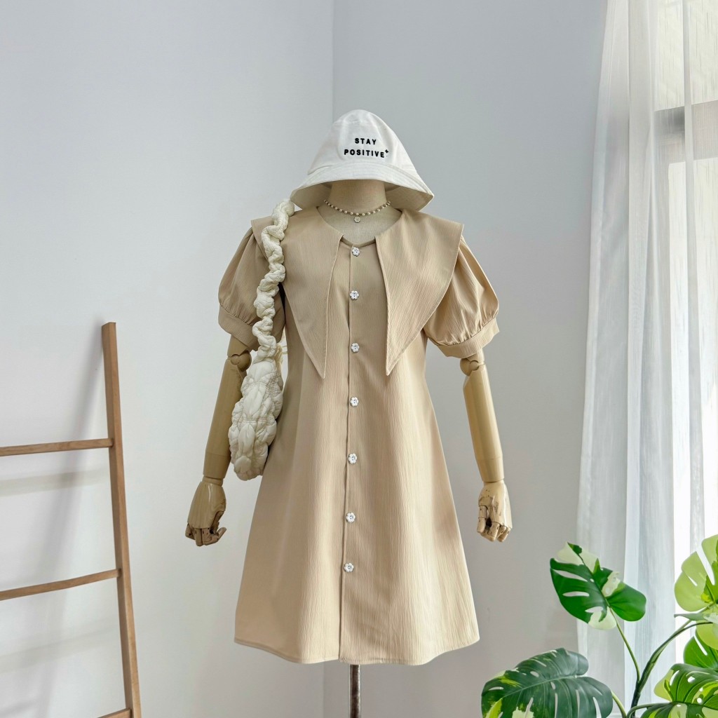 เดรสกระดุมดอกไม้ ปกใหญ่ ผ้าครัช #DD137 - รูปที่ 3