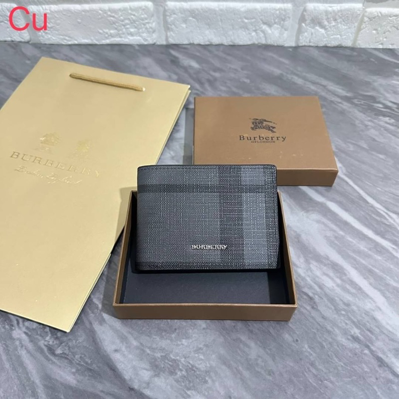 New กระเป๋าสตางค์ หลุยผู้ชาย งานขายดี งานดีที่สุด[พร้อมส่ง]!! ใบสั้น2พับงานสวยหนังดีมากรับประกัน100% #มีกล่อง