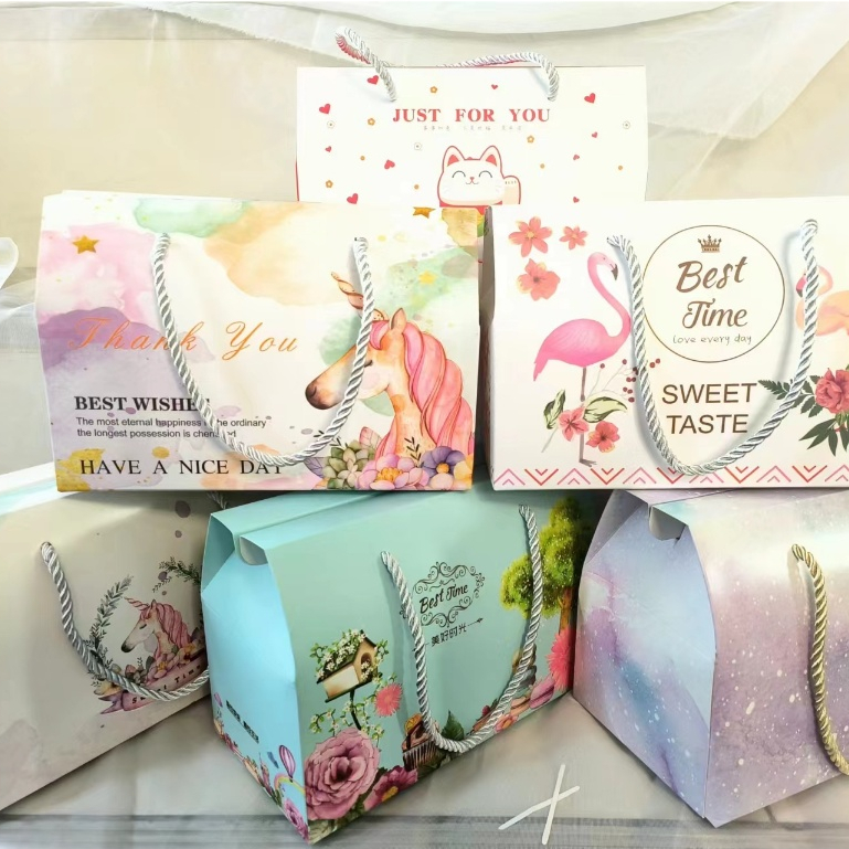 🌷พร้อมส่ง🌷กล่องหูหิ้วเชือก ใส่ของชำร่วย ของขวัญ ของรับไหว้ ใส่ขนม