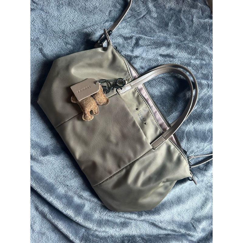 กระเป๋าสะพายThames❤️❤️