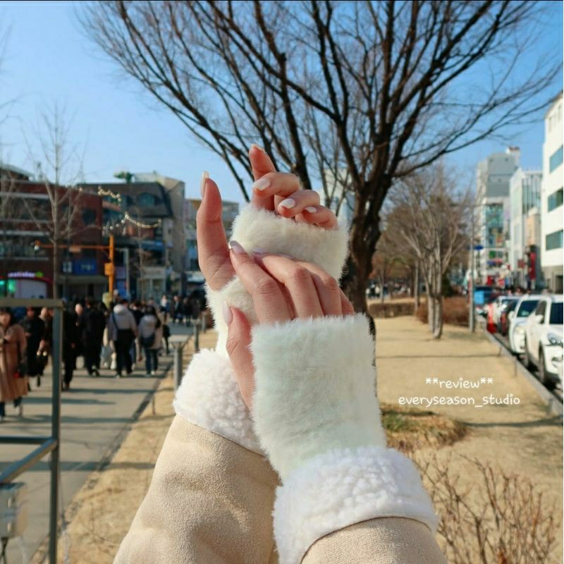 🇳🇱พร้อมส่งจากไทย ปลอกมือขนมิ้ง 🔸️อุ่น นุ่ม🔸️ถุงมือ โชว์นิ้ว หยิบจับง่าย