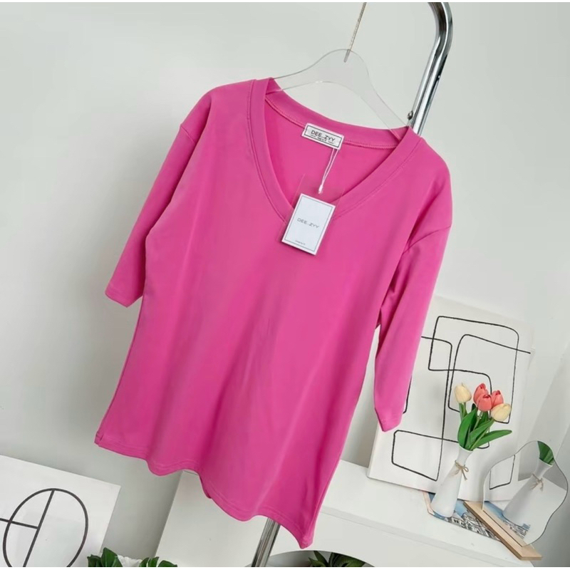 035 ป้าย Deezyy เสื้อยืดยูนิคอวีแขน3ส่วนผ้านิ่มใส่สบาย