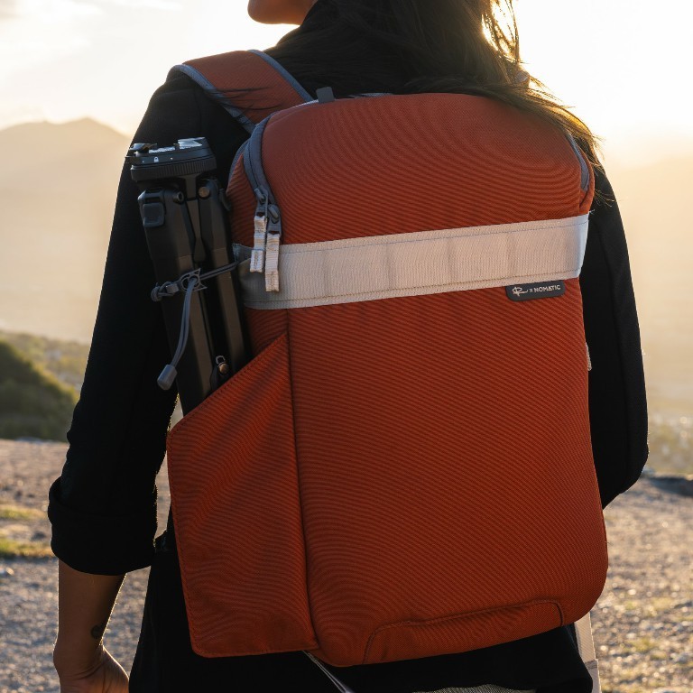Nomatic x Peter McKinnon LUMA Camera Pack 18L (ประกันศูนย์) กระเป๋ากล้องสะพายหลัง ความจุ 18 ลิตร