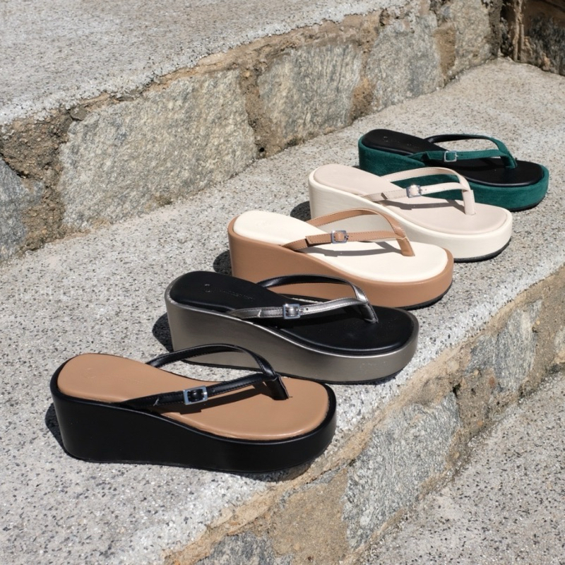 JUDII LES SHU รุ่น Kendall รองเท้าส้นตึกหูคีบSize34-42