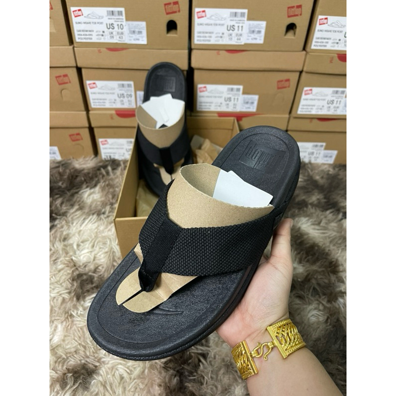 FITFLOP SURFER รองเท้าแตะแบบหูหนีบผู้ชาย รุ่น AQ2 สีดำ หูหนีบชายสีดำ - รูปที่ 2