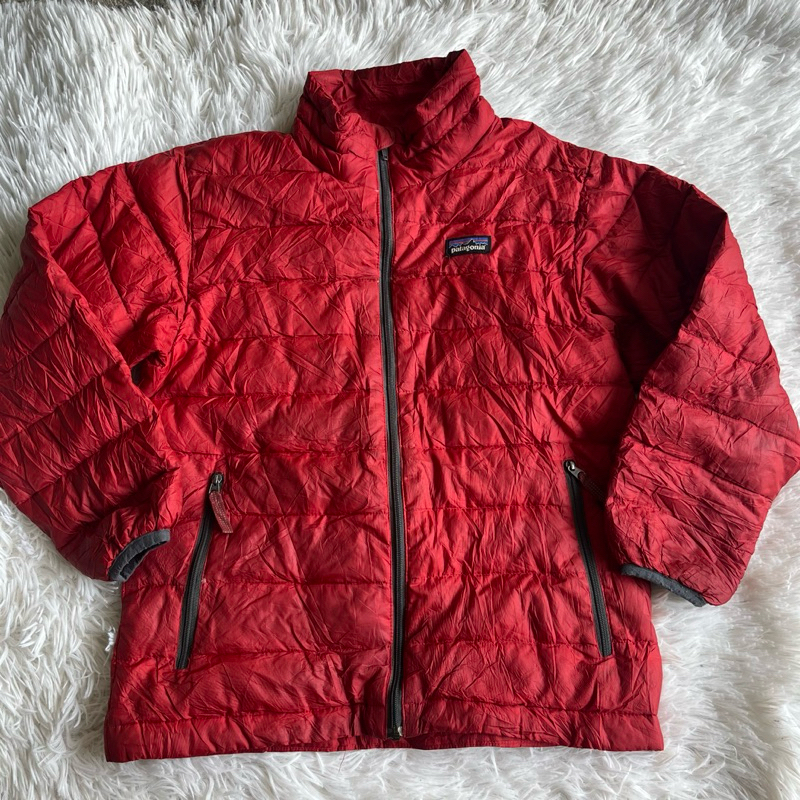 เสื้อแจ๊คเก็ตขนเป็ด patagonia สีแดง เด็กผู้ชาย ไซต์s ของแท้100%
