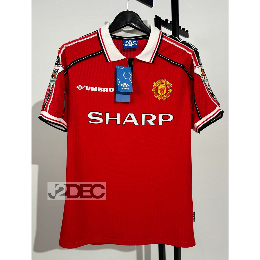 Retro เสื้อฟุตบอลย้อนยุค แมนยู Home คอซิป 1998/1999 อัดชื่อนักเตะ BECKHAM, SCHOLES, KEANE, CANTONA