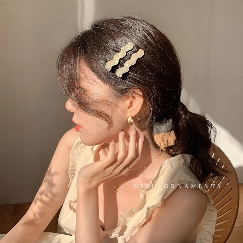 พร้อมส่ง  กิ๊บหนีบผม 2ชิ้น กิ๊ฟปากเป็ด กิ๊บติดผมมินิมอล กิ๊บติดผม สไตล์เกาหลี น่ารักสําหรับผู้หญิง
