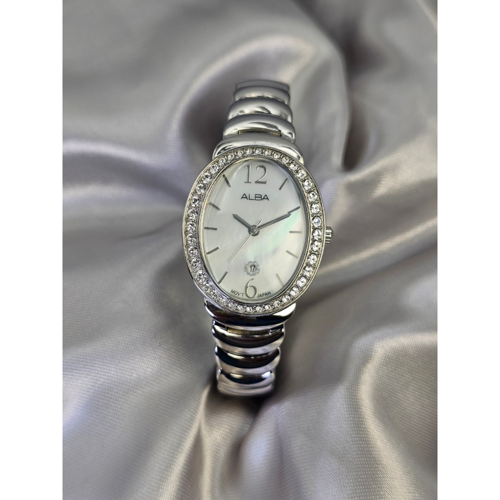 นาฬิกาข้อมือผู้หญิง ALBA  รุ่น AH7L51X1 สายสแตนเลส สีขาวหน้ามุก คริสตัล SWAROVSKI