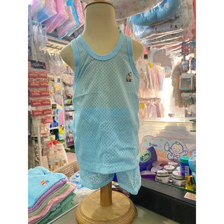 เสื้อกล้ามเด็กเสื้อกล้ามรู คละสี ฟรีไซส์ เหมาะสำหรับน้องอายุ 3-24 เดือน (สีจะเปลี่ยนไปตามรอบการผลิต)