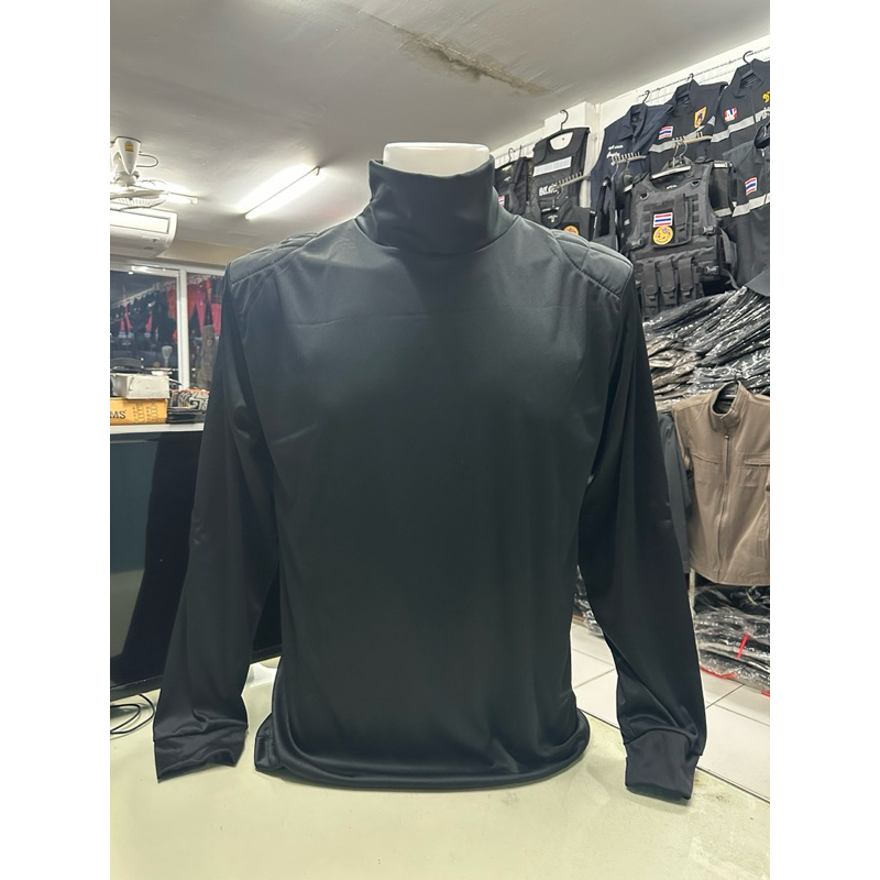 เสื้อแขนยาวคอเต่าสีดำ