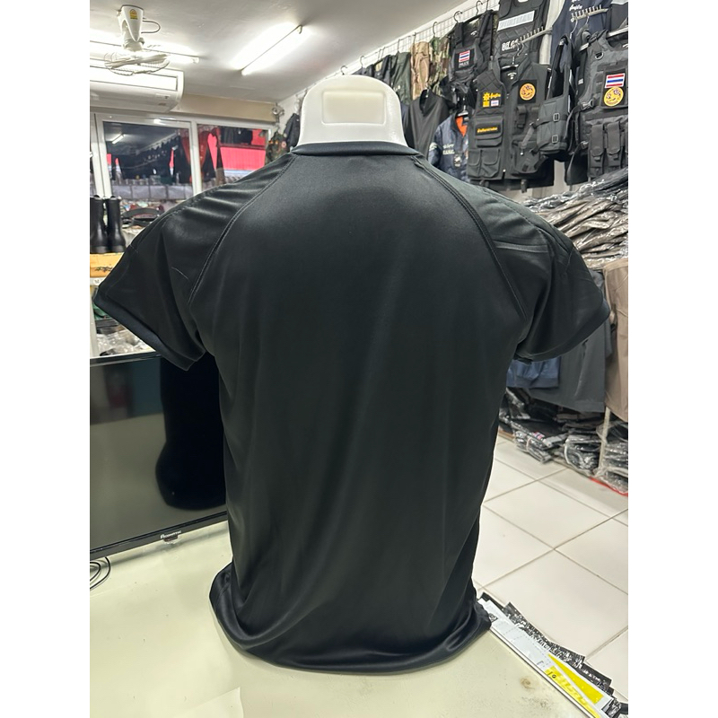 เสื้อแขนสั้นบุไหล่สีดำล้วน - รูปที่ 7