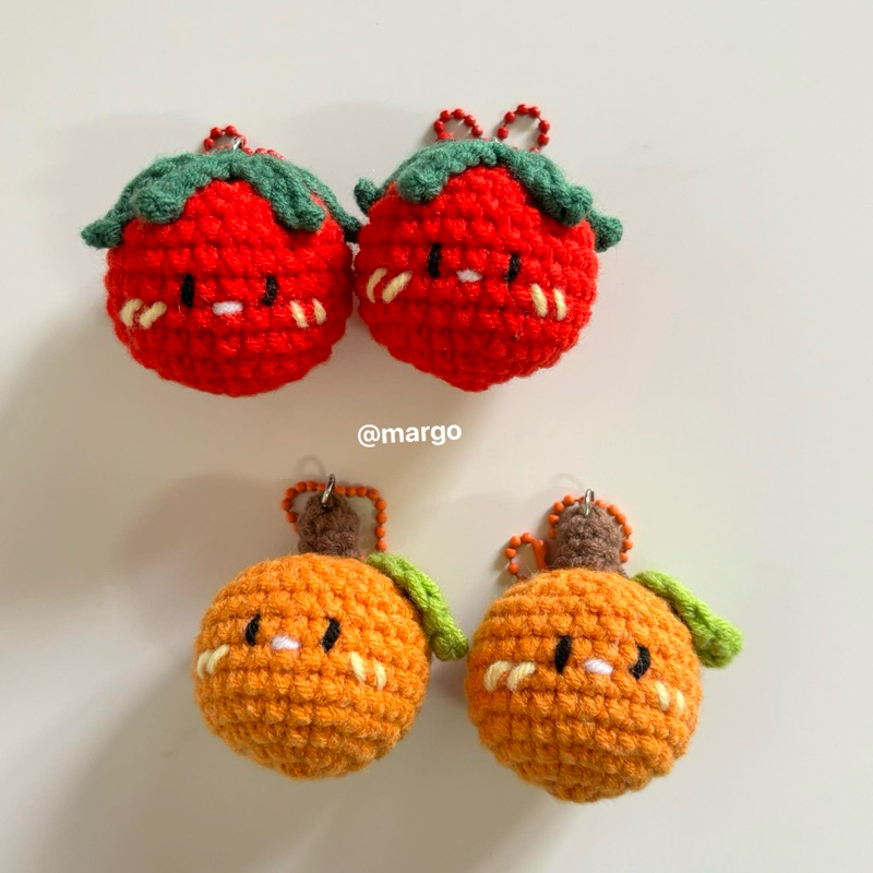 พวงกุญแจมะเขือเทศ/ส้มไหมพรม Tomato/Orange keychain