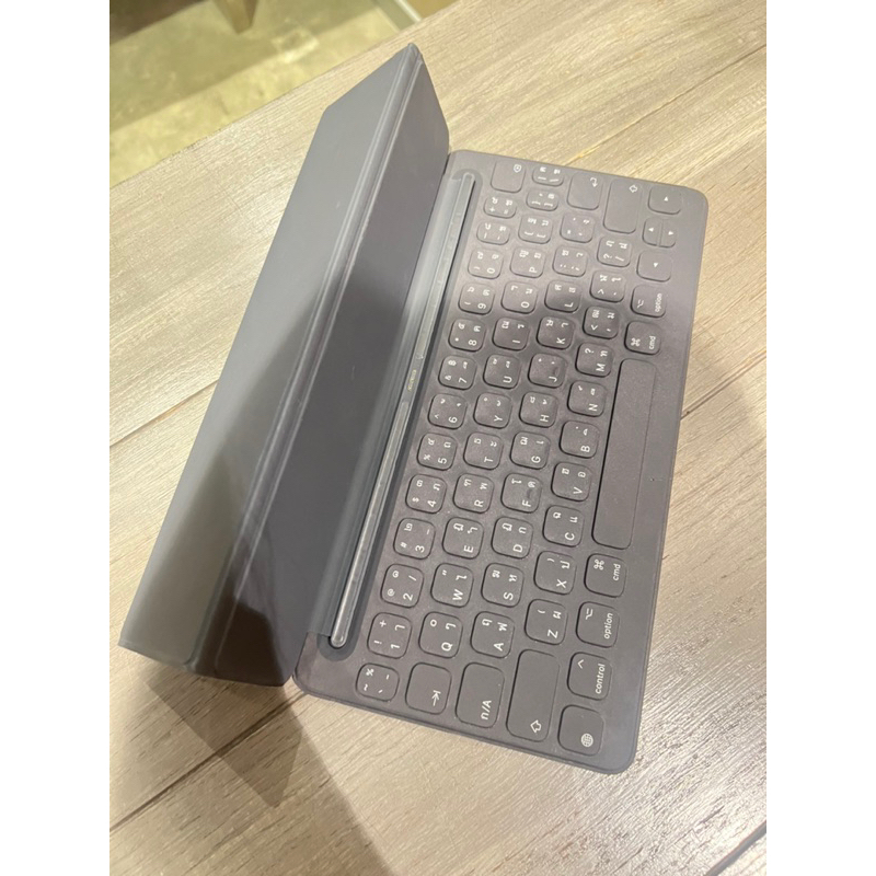 Smart keyboard for ipad gen 7,8,9 Air3 Pro10.5 ของแท้ มือสอง