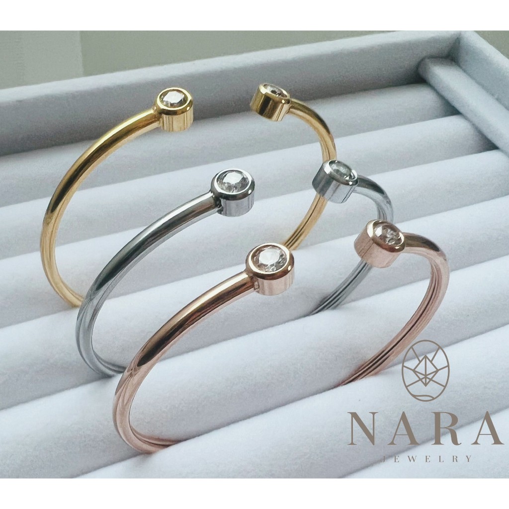 (Nara Jewelry) กำไล 9 Aurora bracelet. (กำไลหัวเปิดเพชร 18k สแตนเลส โดนน้ำหอม แอลกอฮอล์ได้ ไม่ลอก ไม่ดำ)