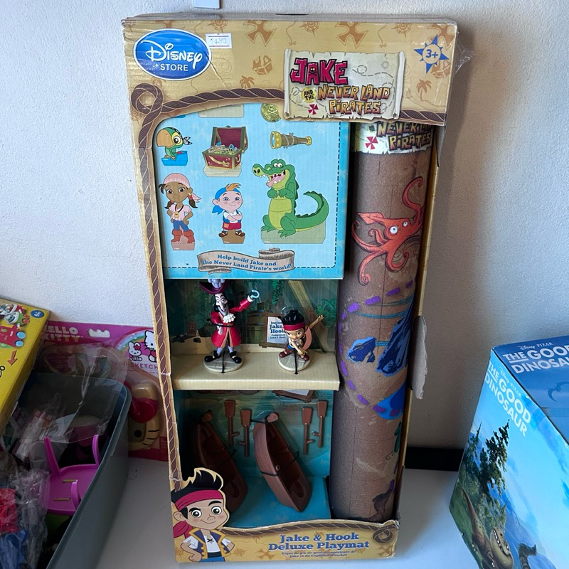 งานแท้ Disney Jake And The Never Land Pirates & Captain Hook figure Play mat & Ship Set