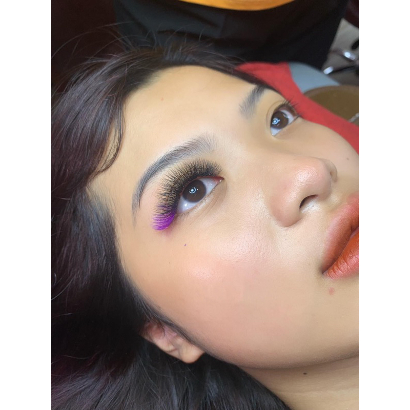 ขนตาสี 11mm กล่องละ150ช่อ