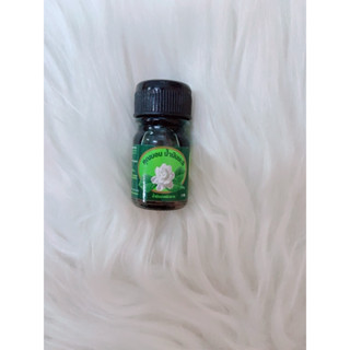 น้ำมันเขียว คุณมอม น้ำมันมะลิ  กลิ่นหอมละมุน ชื่นใจ ขนาด3ml.…