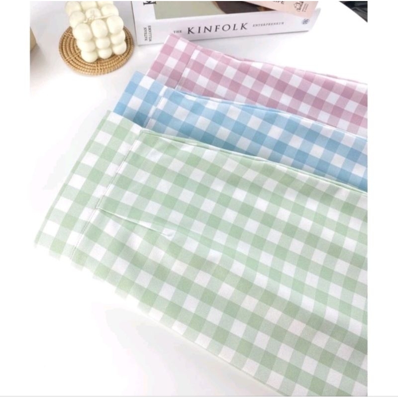 ส่งต่อ กระโปรงทรงเอลายสก็อต จากร้าน Fromme_clothes