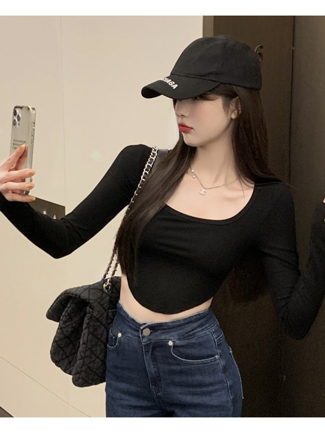 LINDEE 115 เสื้อครอปแขนยาว เข้ารูป แต่งชายเสื้อ สุดฮิต เสื้อกระแสมาแรง