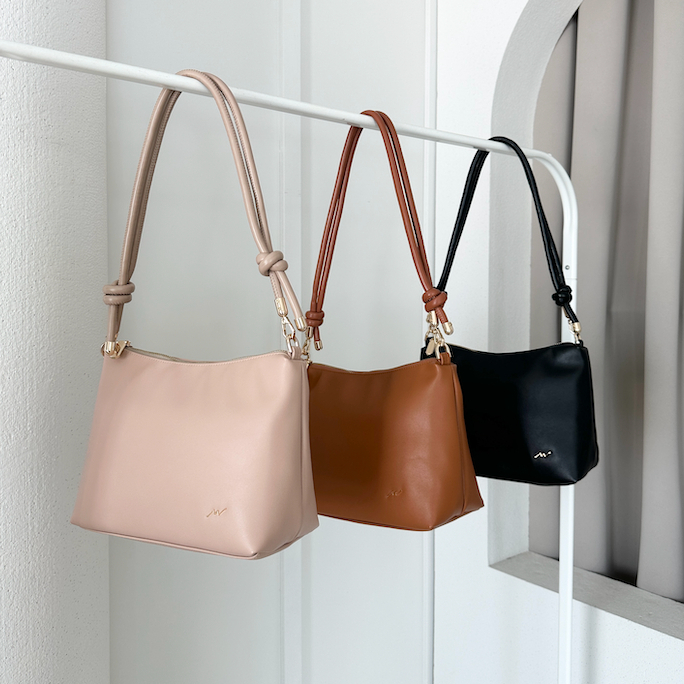 (พร้อมส่ง) NOW IS NOW Brooke กระเป๋าสะพาย