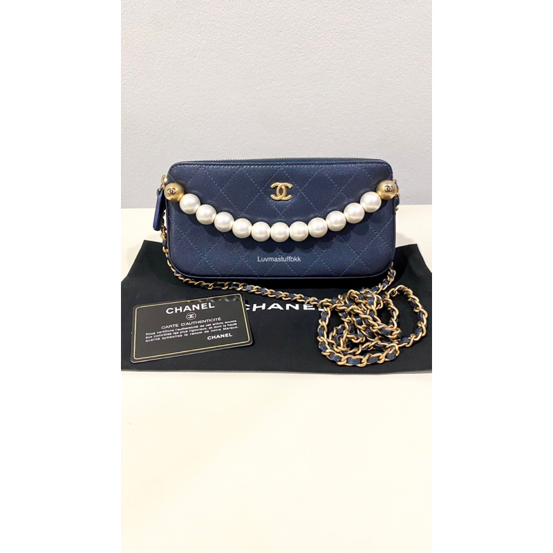 พร้อมส่ง ของแท้ 100% มือสอง Excellent Condition Chanel Pearl Wallet on Chain Holo29