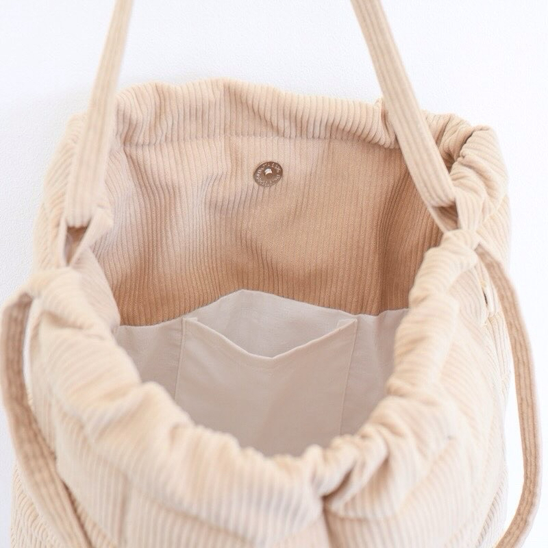Dumpling corduroy mini bag 🥟 กระเป๋าทรงเกี๊ยว ไซส์มินิ สะพายไหล่ ผ้าลูกฟูกบุฟองน้ำ 6 สี made in Thailand พร้อมส่ง