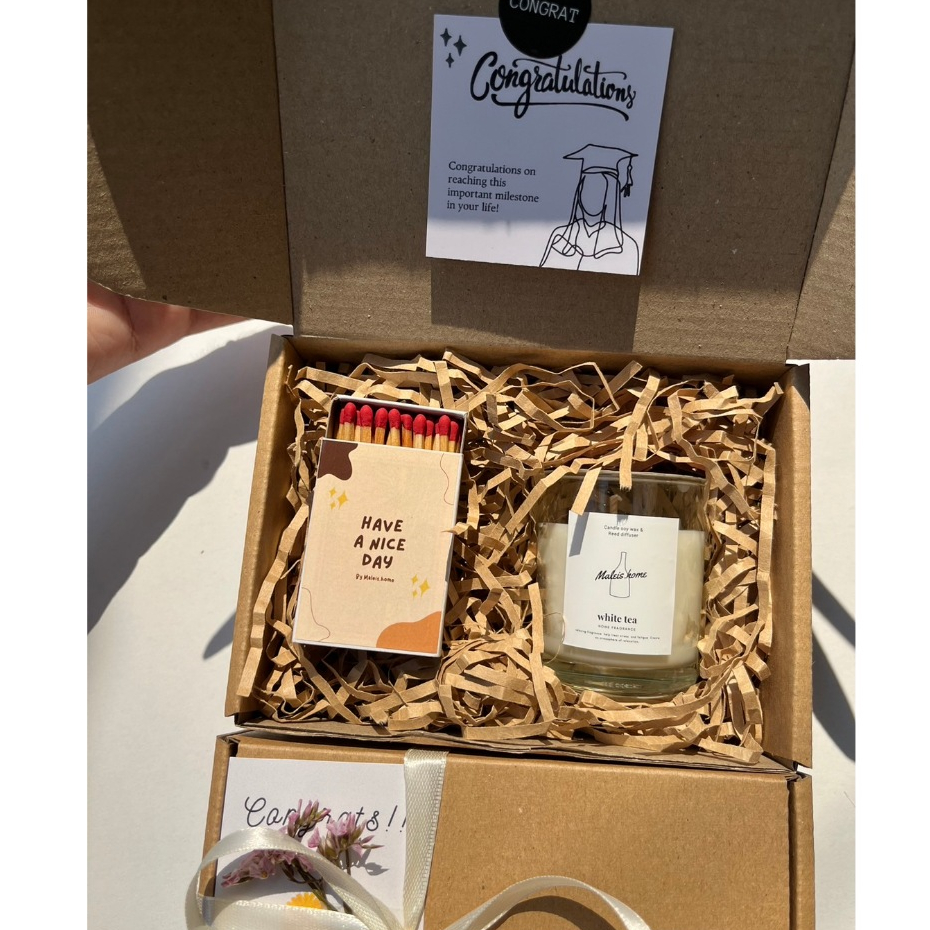 G11 Gift Box ของขวัญเทียนหอม 60 ml ไม่มีฝาไม้ กล่องสีน้ำตาล  ของขวัญปัจฉิม รับปริญญา