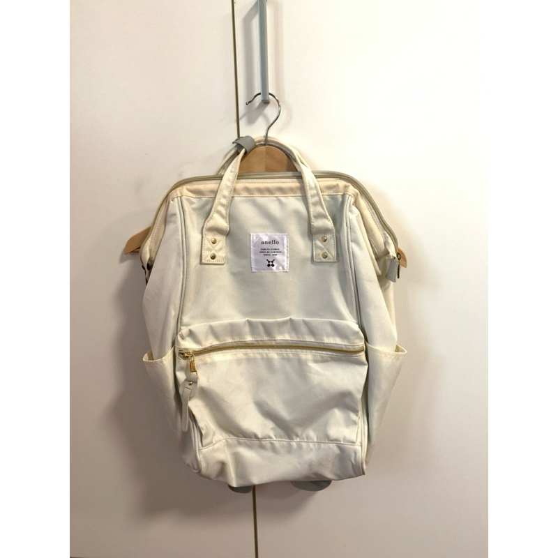 ส่งต่อ กระเป๋าเป้สระพายหลัง Anello Canvas Backpack รุ่นผ้า สีขาว