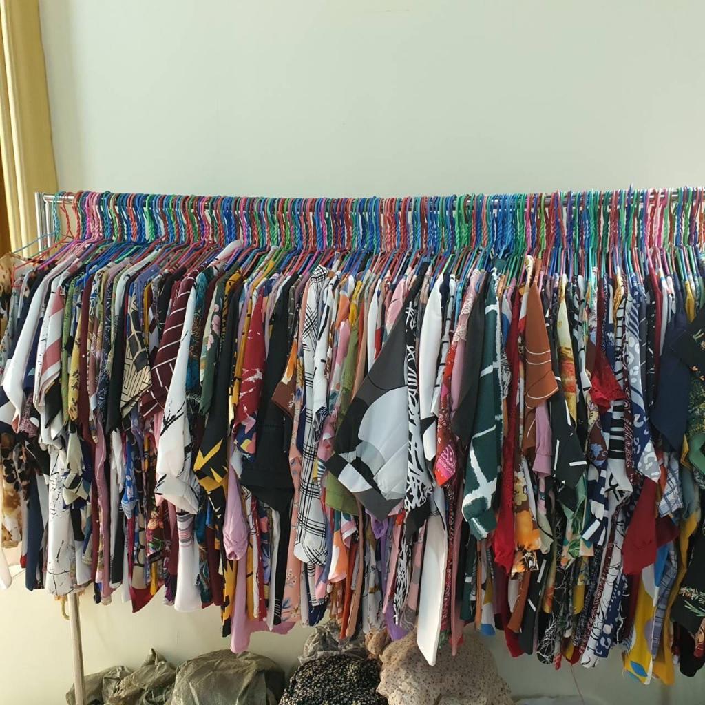 G5////คอกลมคอวีคอจีนคละแบบรวมลาย อกฟรีไซร์ 48-50นิ้ว ราคาพิเศษ 83บาท!!!