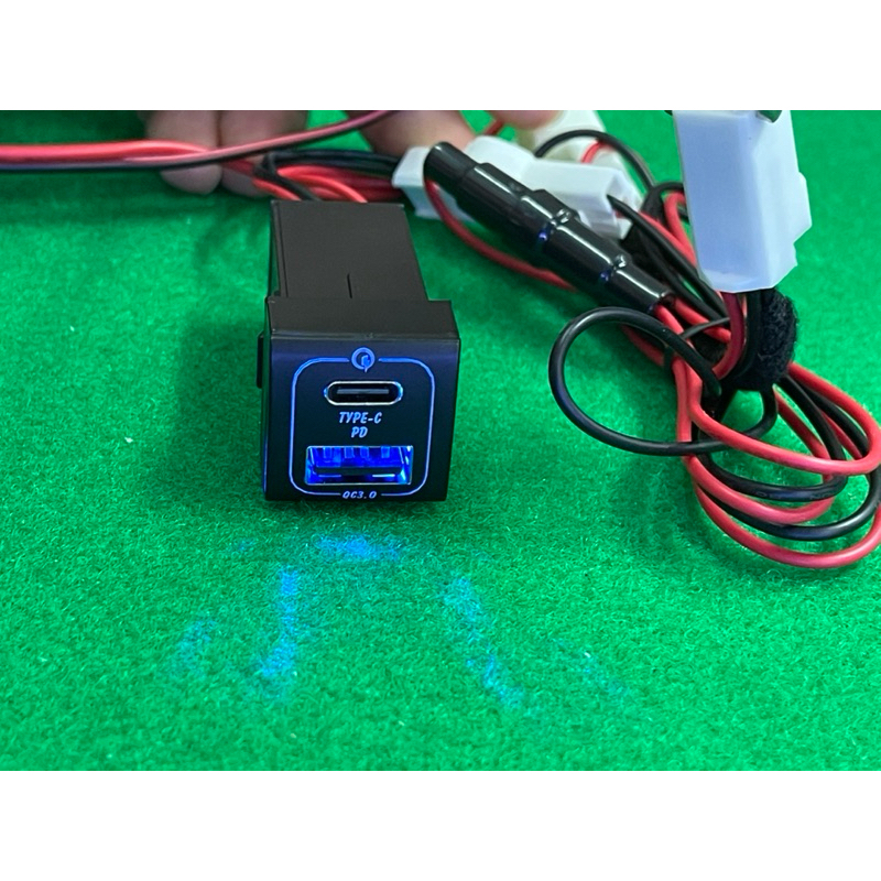 USB 3.0 /USB+PD ไฟเปลี่ยนสี toyota พร้อมสายวายซ็อกเก็ต/สายmicro ฟิวส์