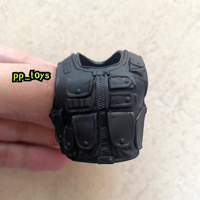 โมเดล เสื้อเกราะกันกระสุน SWAT tactical body armor vest 1:12