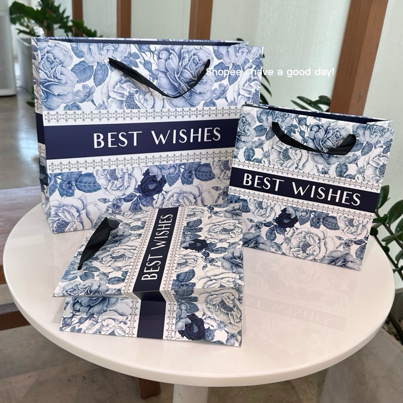 ถุงของขวัญ ลายดอก Best Wishes ขาวน้ำเงิน ถุงกระดาษ รับไหว้ วันเกิด เทศกาล