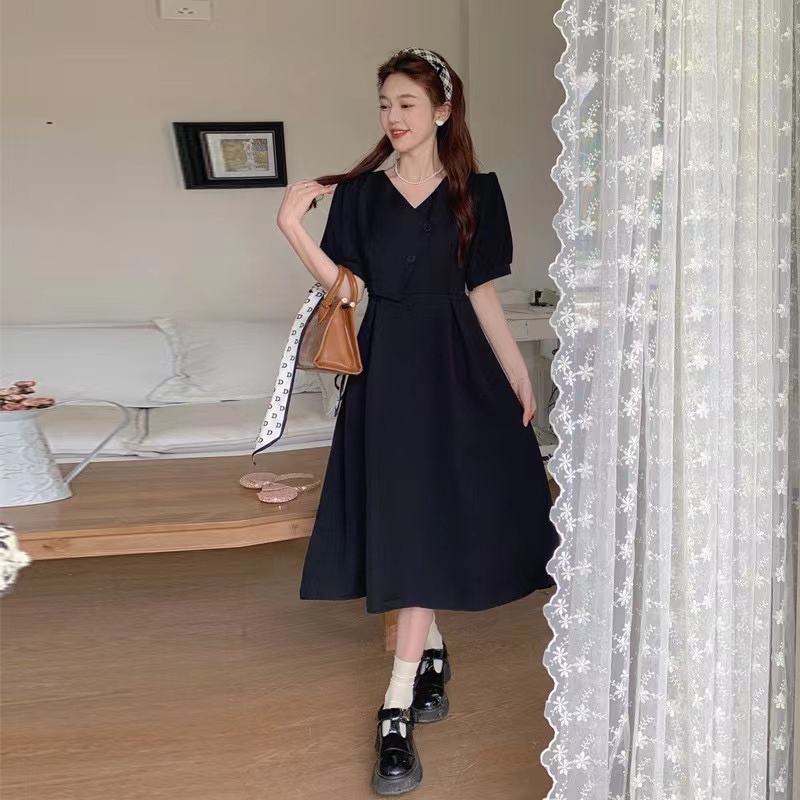【Karlyn】เดรสคอวี เเขนสั้น เเต่งกระดุม สไตล์ฝรั่งเศส มีเชือกผูกเอวด้านหลัง #FZ-SM-F59