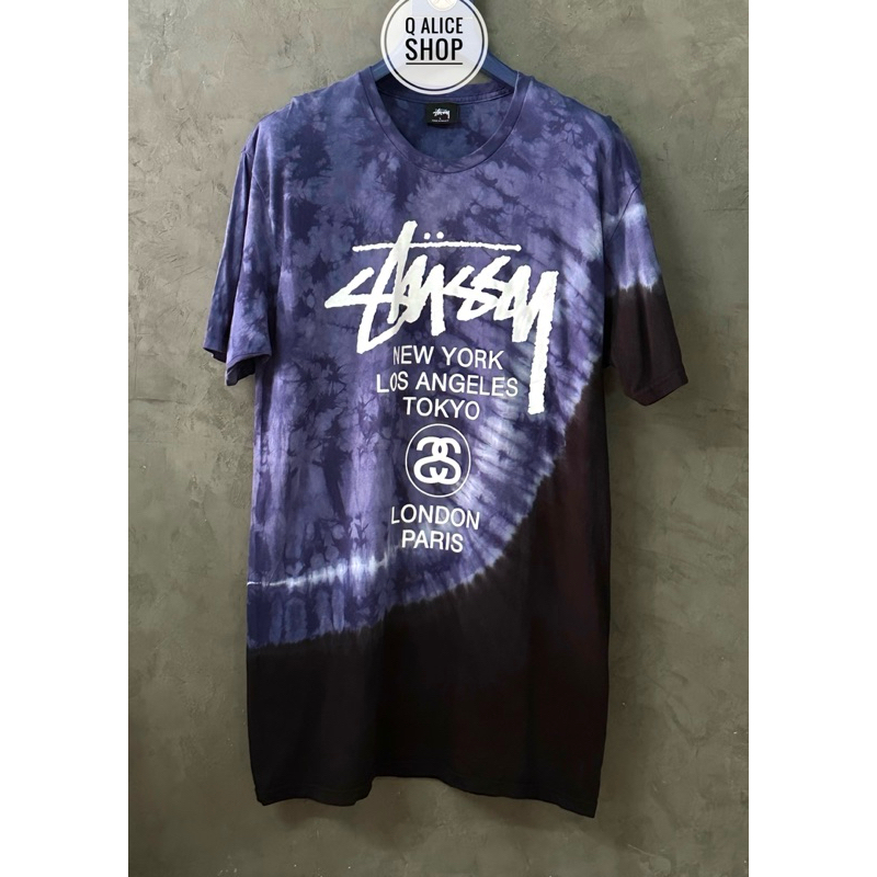 มือสอง พร้อมส่ง🌟สภาพดีดูใหม่มากๆ เสือยืด Stussy World Tour Tie Dye ลายสีมัดย้อม size L อก 41 นิ้ว