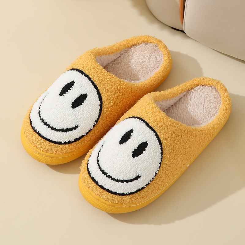พร้อมส่งจากไทย สลิปเปอร์ ยิ้มแย้ม นุ่มนุิ่ม ใส่สบายเท้ามาก