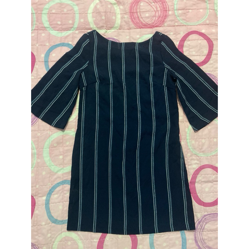 เดรสกระโปรง ลายตรง ซิปหลัง💕 ZALORA