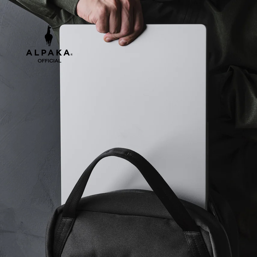 กระเป๋า Alpaka - Bravo Totepack Axoflux