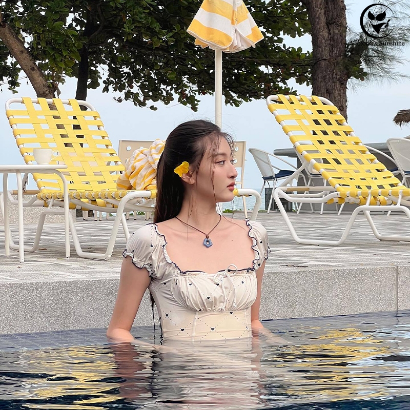 ชุดว่ายน้ำผู้หญิง ชุดว่ายน้ําแขนพัฟ ลายหัวใจน่ารัก  โชว์หลัง เซ็กซี่ชิ้นเดียว มีฟองน้ำ#0276