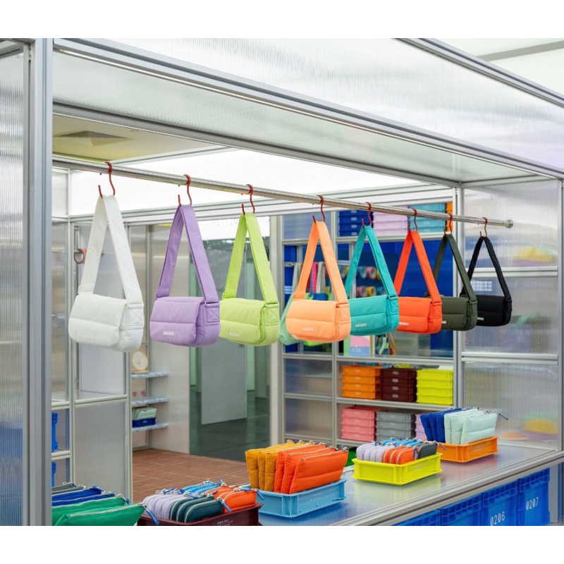 พรีแถมถุงผ้า Beyond the Vines Pocket Poofy Bag