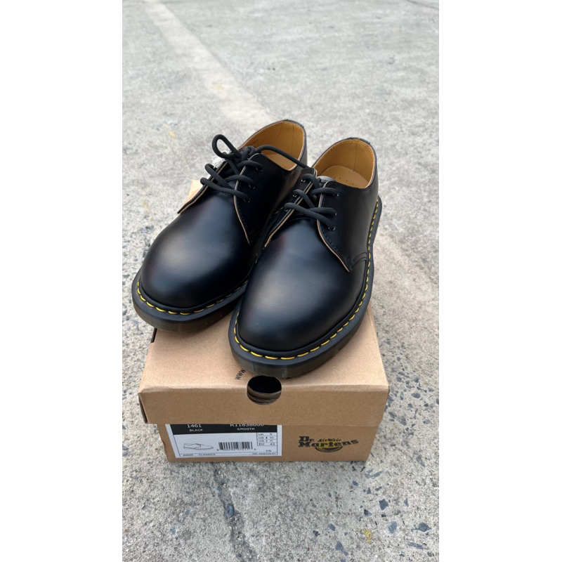 Dr.martens1461 black smooth size43/44/9uk29cm