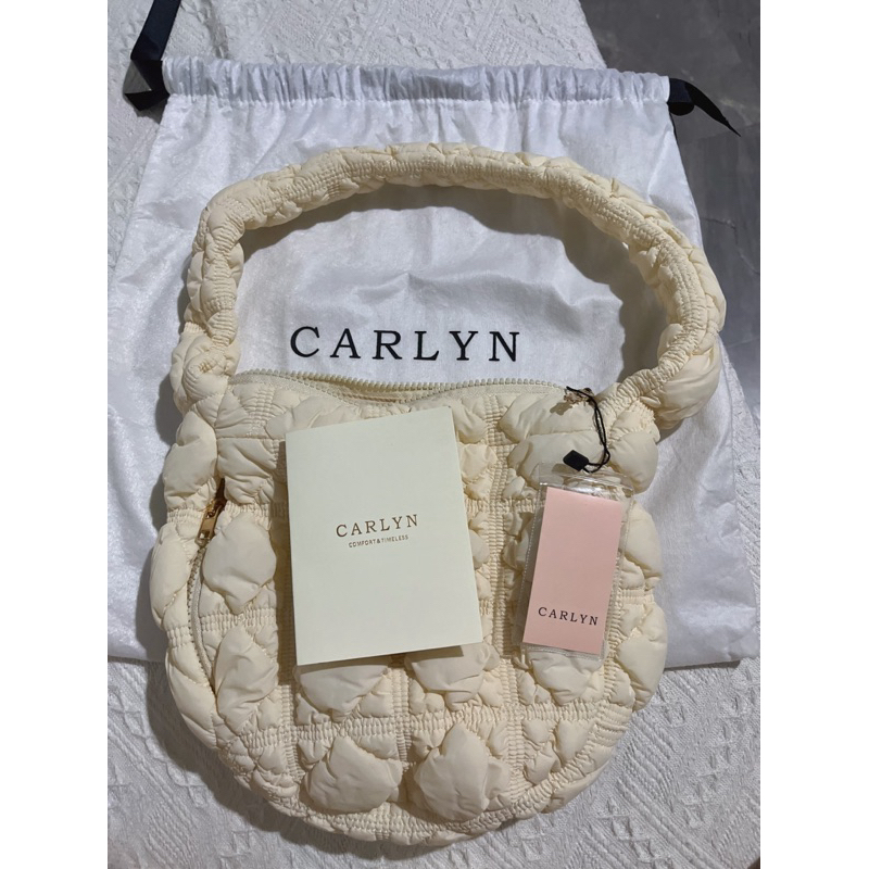 Carlyn Soft M สี Ivory (มือสอง 99%)ของเแท้100%