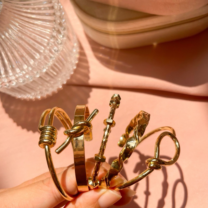 Kissmebythesun - Gold Bracelet V.2 | กำไลข้อมือปรับขนาดได้ ชุบทองคำขาว