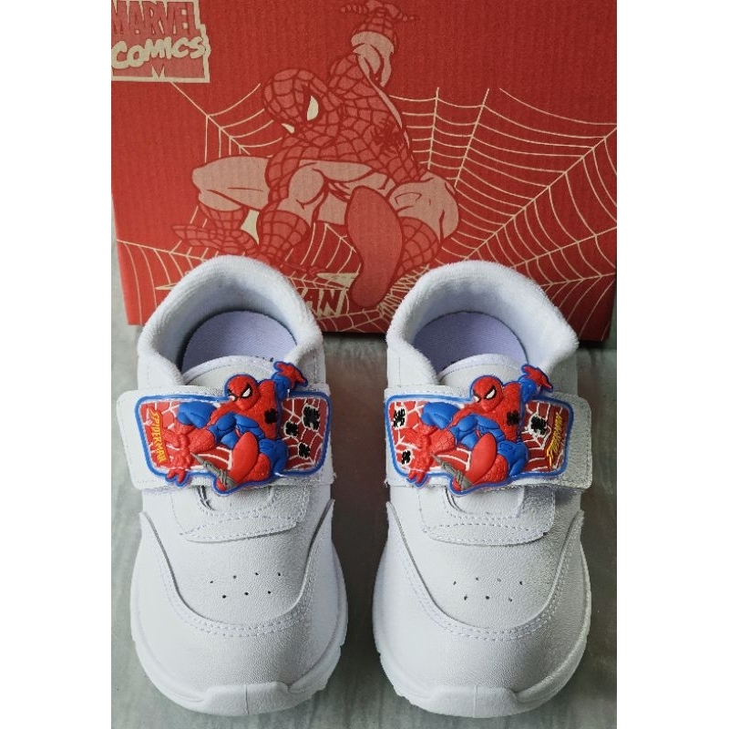 รองเท้านักเรียน(ผู้ชาย) รุ่นใหม่ 2024 CHAPPY (SPIDER-MAN) มีไฟ สีดำ สีขาว ของแท้ พร้อมส่ง