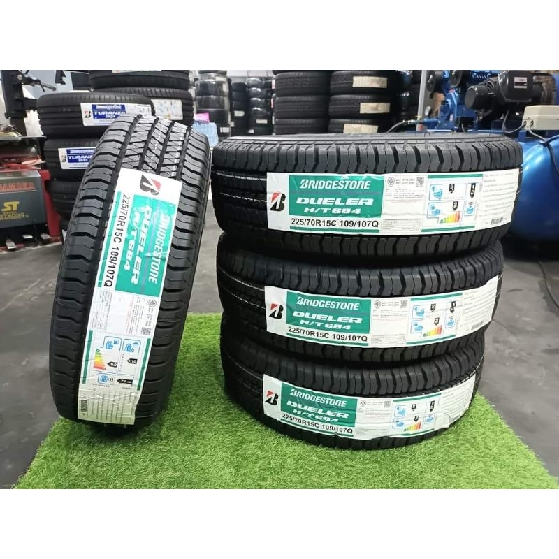 ยางใหม่ค้างปี 225/70R15 Bridgestone Dueler HT 684 ผลิตปลายปี 2021 ประกันบวม 2 ปี พร้อมจุ๊บลม 4 ตัว ส่งฟรีมีเก็บปลายทาง