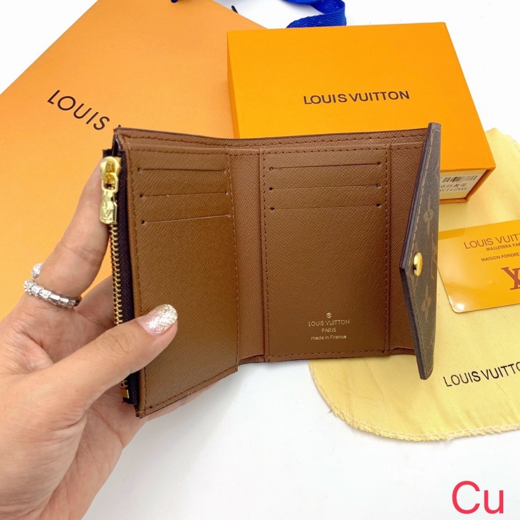 New ‼️ กระเป๋าสตางค์หลุยขายดี งานดีที่สุด[พร้อมส่ง]!! ใบสั้น3พับงานสวยหนังดีมากรับประกัน100% #